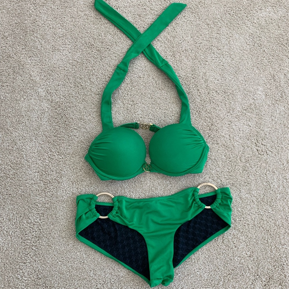 Victoria’s Secret 2 piece swimsuit